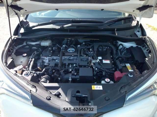 Toyota C-HR 2018-06 6903201-8