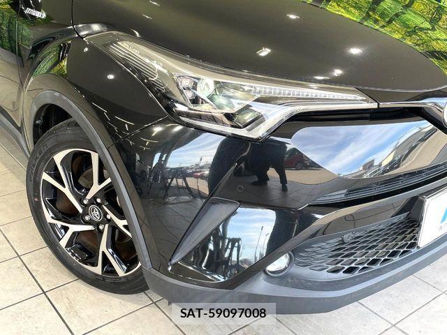Toyota C-HR 2019-07 6903189-11