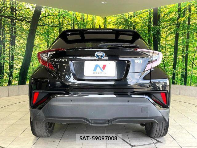 Toyota C-HR 2019-07 6903189-14
