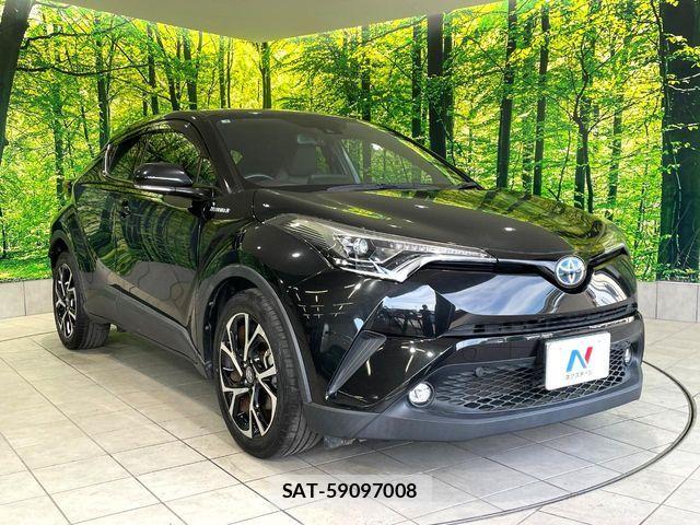 Toyota C-HR 2019-07 6903189-15