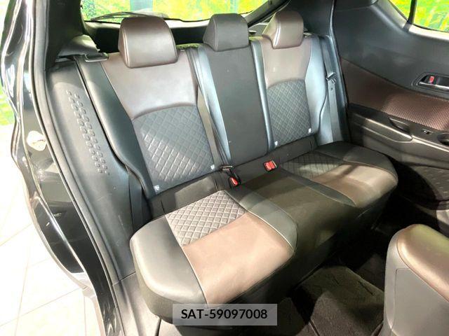 Toyota C-HR 2019-07 6903189-8