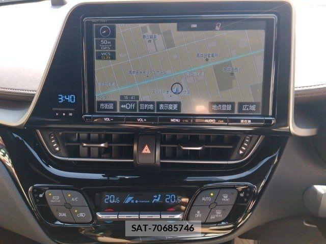 Toyota C-HR 2017-05 6903205-19