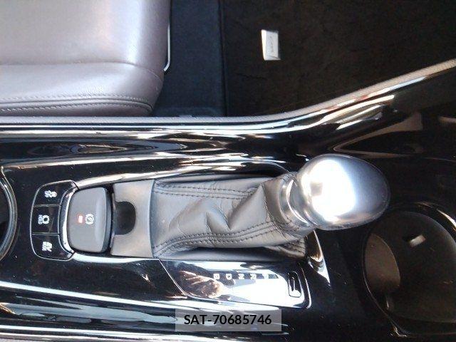 Toyota C-HR 2017-05 6903205-20