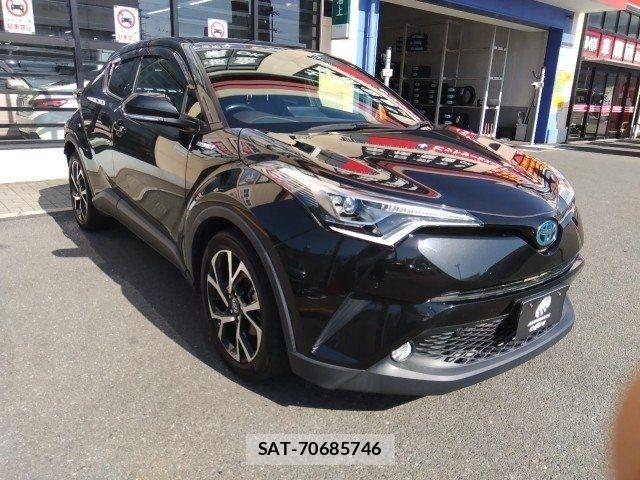 Toyota C-HR 2017-05 6903205-2