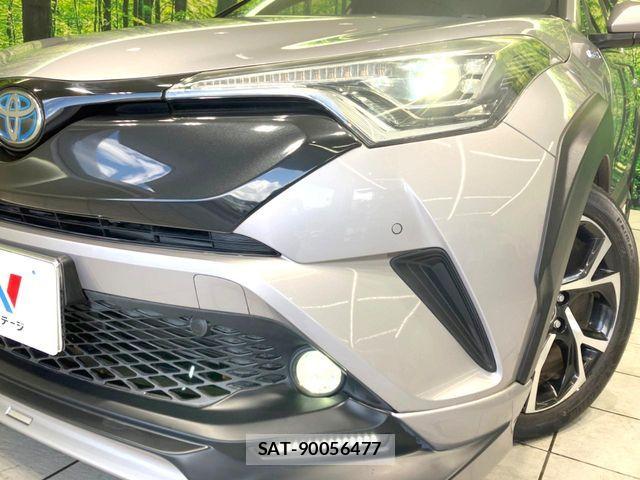 Toyota C-HR 2018-03 6903188-11
