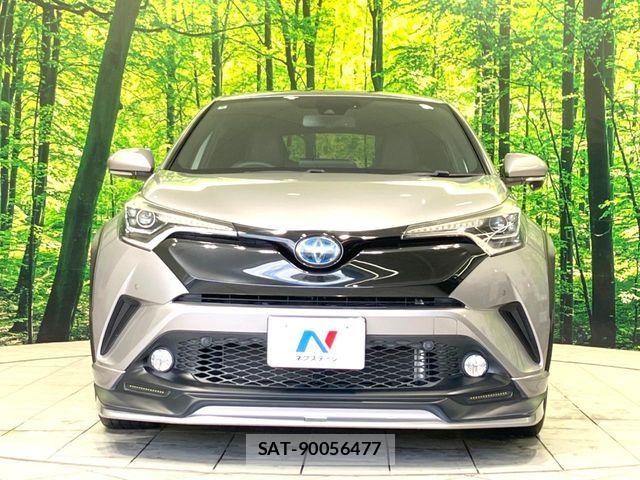 Toyota C-HR 2018-03 6903188-13