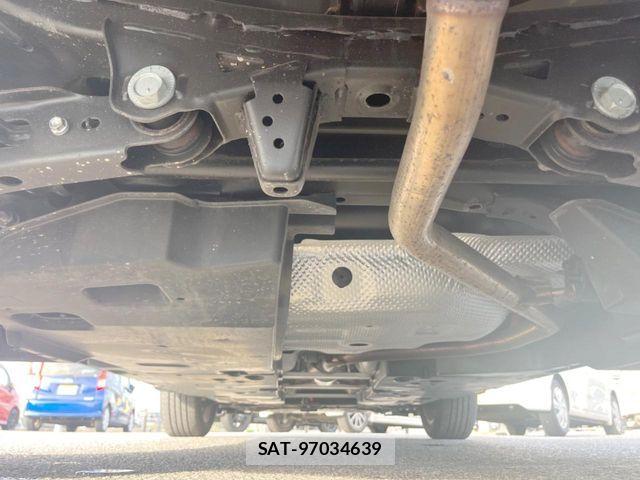 Toyota C-HR 2019-11 6903183-19