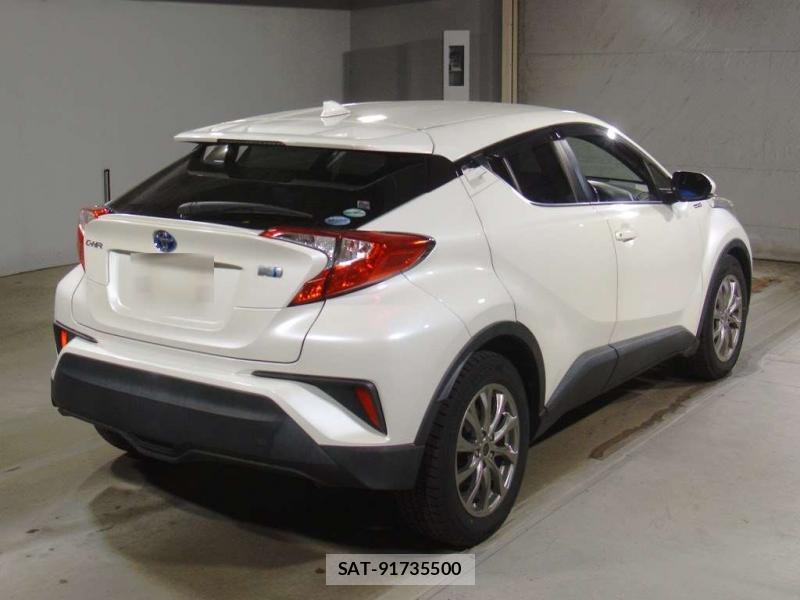Toyota C-HR 2017 6920672-1