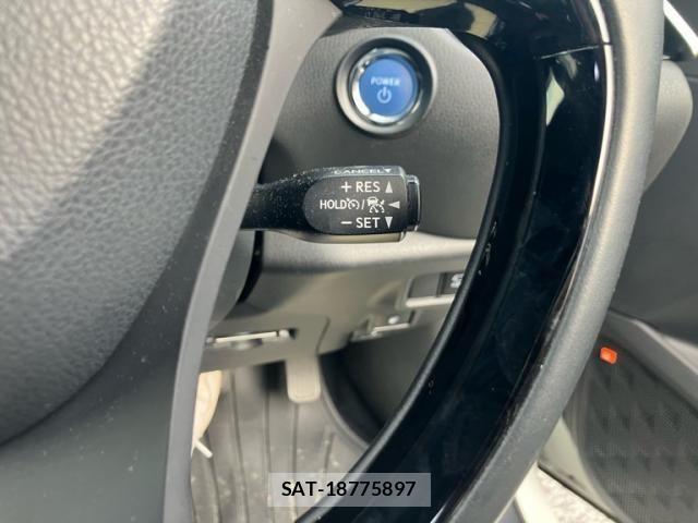 Toyota C-HR 2021-07 6903182-18