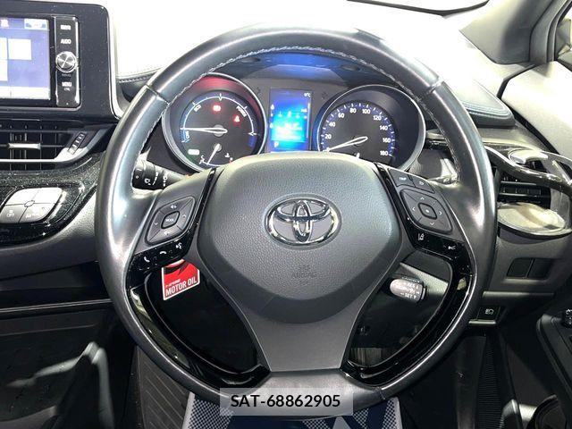Toyota C-HR 2018-07 6903203-9