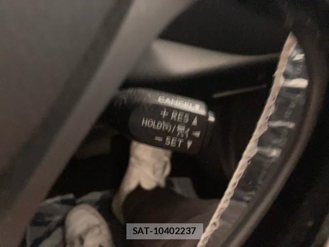 Toyota C-HR 2019-03 6903187-19