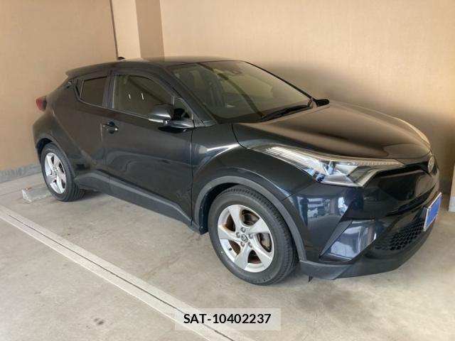 Toyota C-HR 2019-03 6903187-1