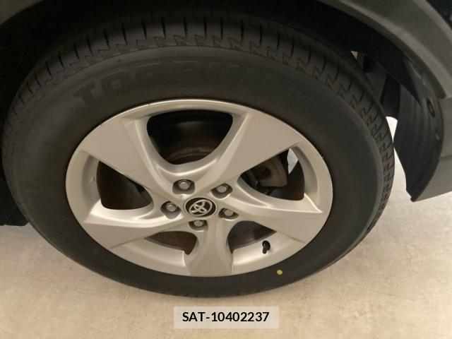 Toyota C-HR 2019-03 6903187-7