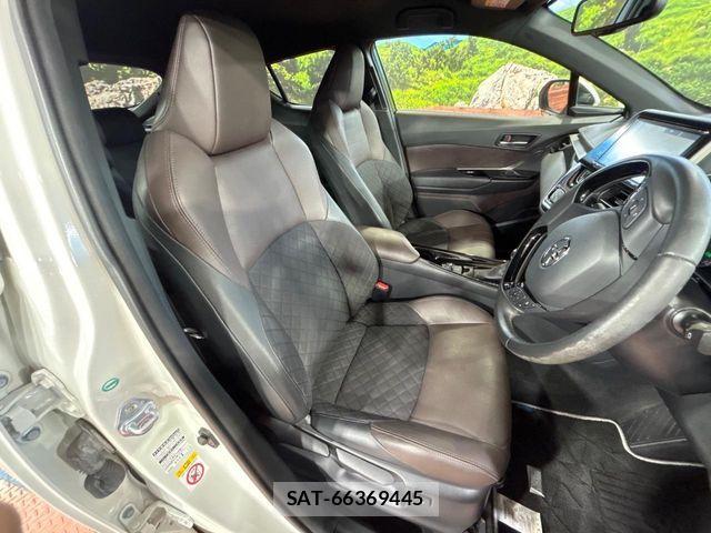 Toyota C-HR 2017-11 6903190-7