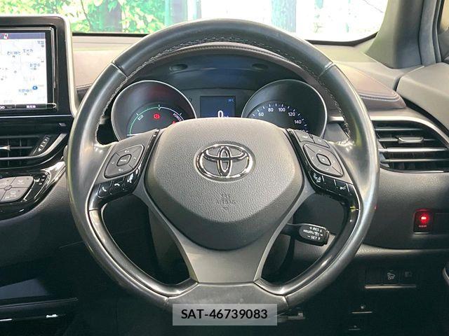 Toyota C-HR 2018-05 6992041-10