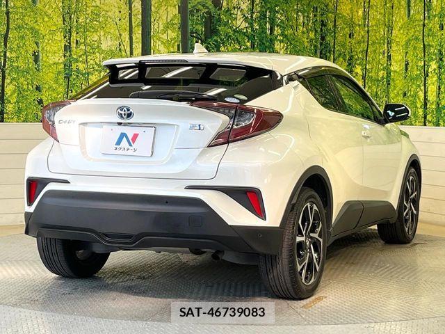 Toyota C-HR 2018-05 6992041-16