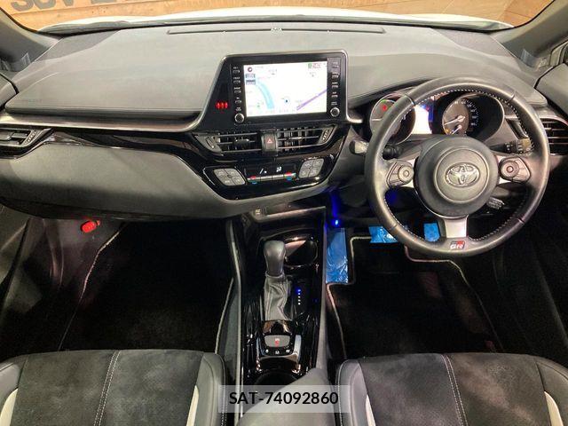 Toyota C-HR 2020-02 6991971-1
