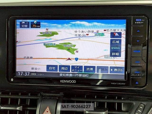 Toyota C-HR 2017-04 6992099-2