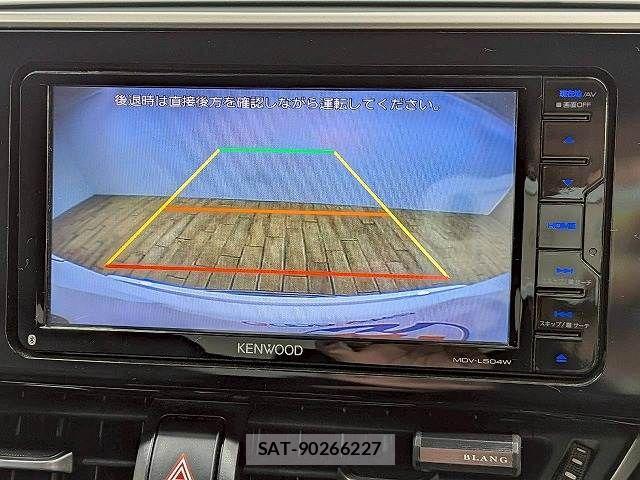 Toyota C-HR 2017-04 6992099-3