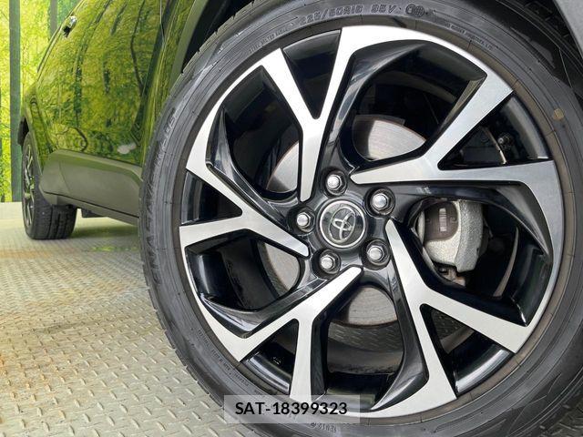 Toyota C-HR 2018-04 6992122-13