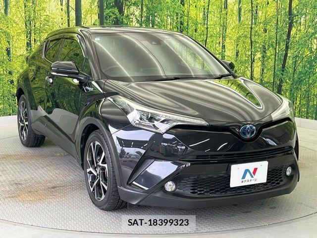 Toyota C-HR 2018-04 6992122-16