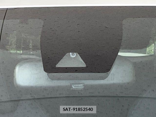 Toyota C-HR 2019-02 6992129-4