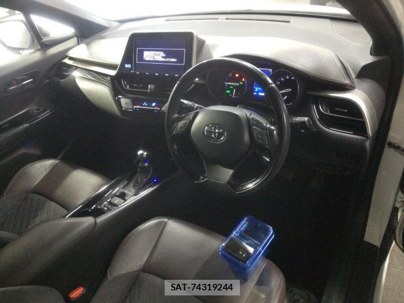 Toyota C-HR 2017 6983502-4