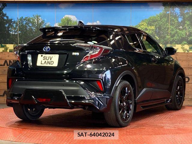 Toyota C-HR 2019-06 6991972-16