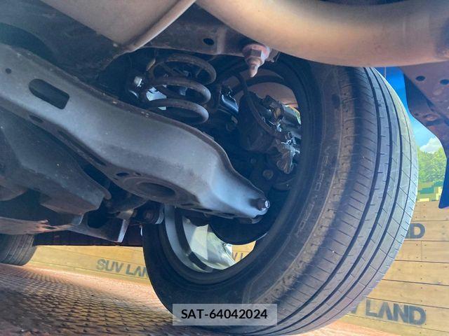 Toyota C-HR 2019-06 6991972-19