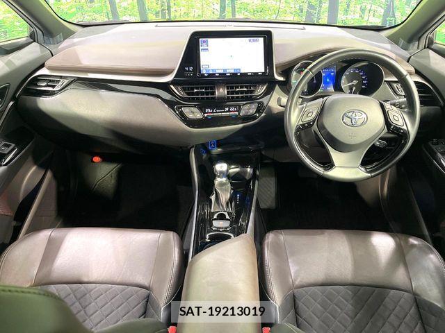 Toyota C-HR 2018-11 6992042-1