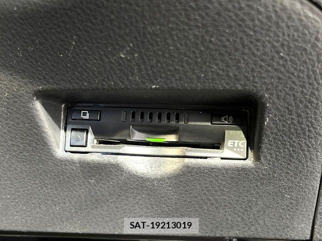 Toyota C-HR 2018-11 6992042-7