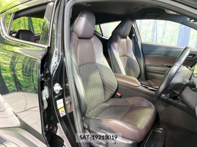 Toyota C-HR 2018-11 6992042-8