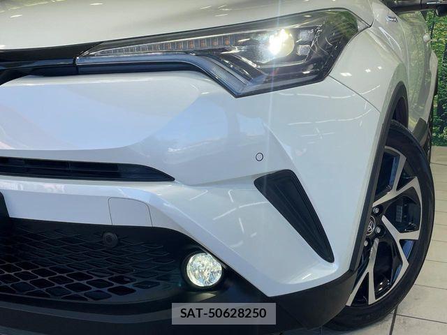 Toyota C-HR 2017-08 6992039-12