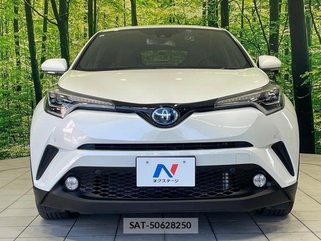 Toyota C-HR 2017-08 6992039-13