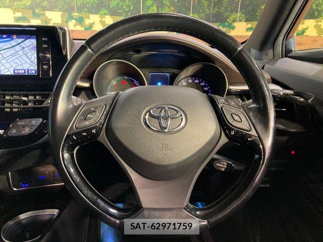 Toyota C-HR 2017-06 6992120-10
