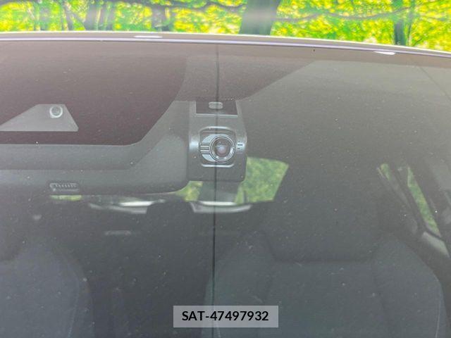 Toyota C-HR 2017-01 6992130-5