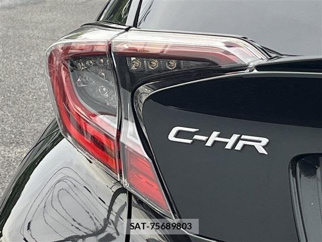 Toyota C-HR 2017-05 6992124-15