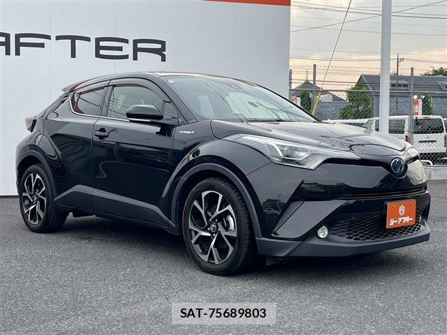 Toyota C-HR 2017-05 6992124-1