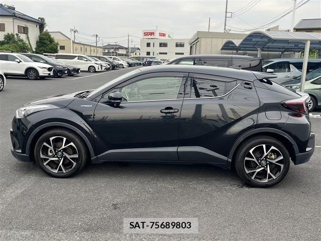 Toyota C-HR 2017-05 6992124-7
