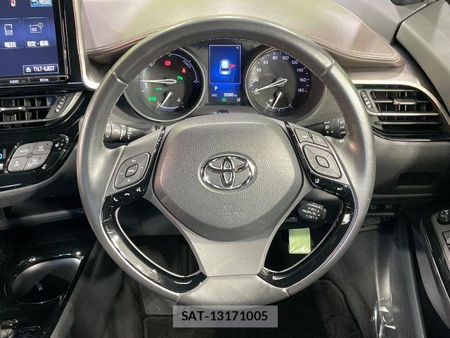 Toyota C-HR 2017-03 6992021-10