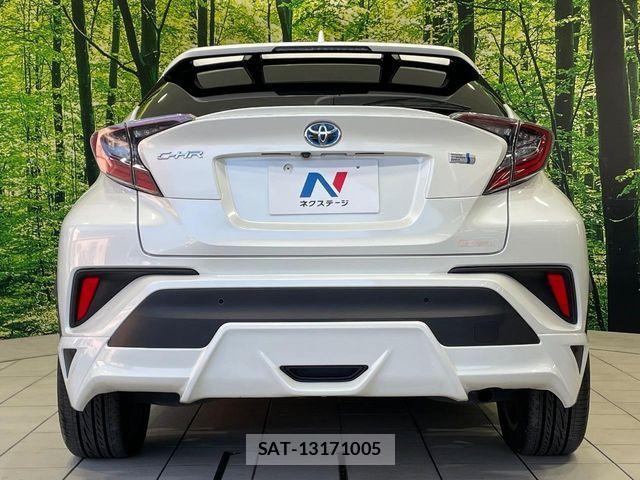 Toyota C-HR 2017-03 6992021-14