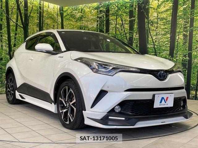 Toyota C-HR 2017-03 6992021-15