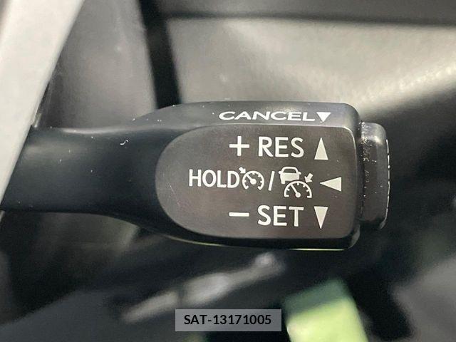 Toyota C-HR 2017-03 6992021-5