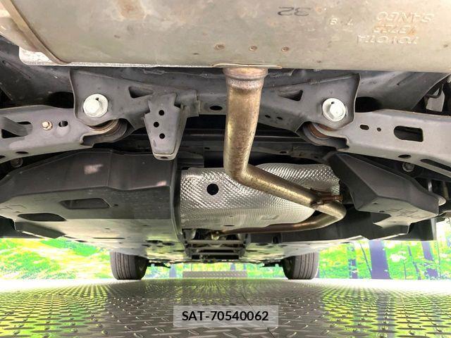 Toyota C-HR 2017-11 7020190-18
