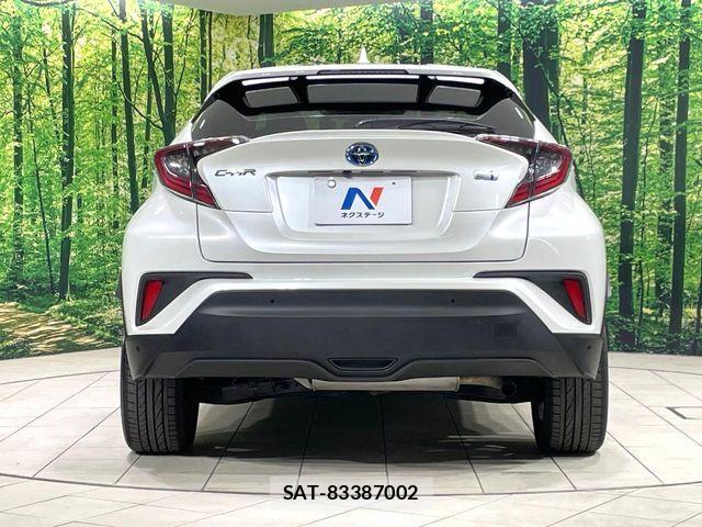 Toyota C-HR 2017-05 7020186-14