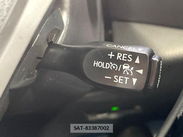 Toyota C-HR 2017-05 7020186-2