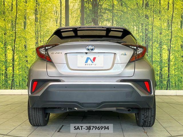 Toyota C-HR 2017-05 7020188-14