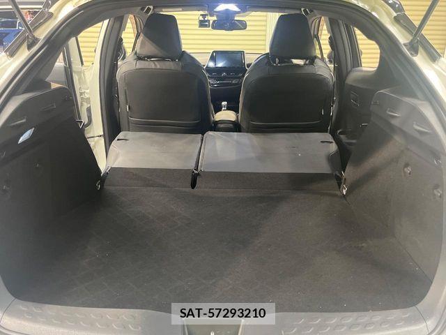 Toyota C-HR 2018-08 7020189-9