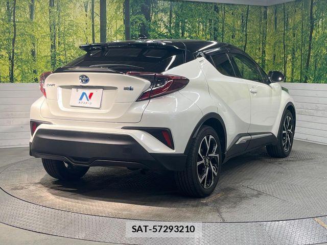 Toyota C-HR 2018-08 7020189-16