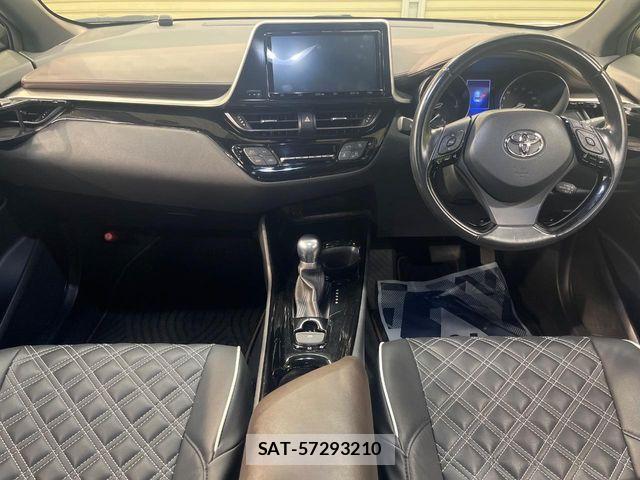 Toyota C-HR 2018-08 7020189-1